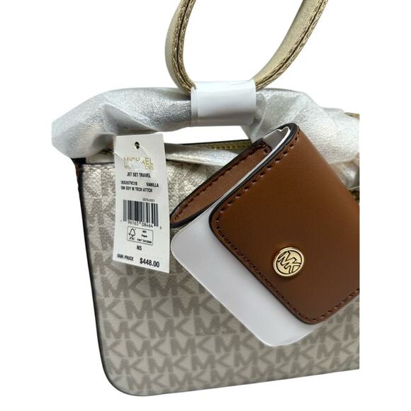 Michael Kors White/Tan Jet Set Logo Crossbody Bag with Case  Apple AirPods Pro - Picture 6 of 14